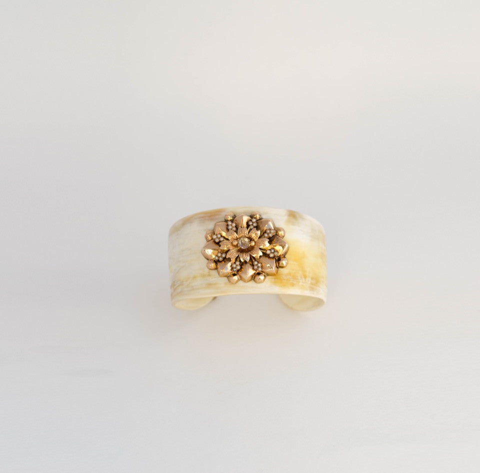 cuff-&-antique-gold-snow-flake