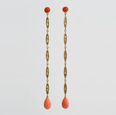 antique-gold-dangle-earrings-&-coral