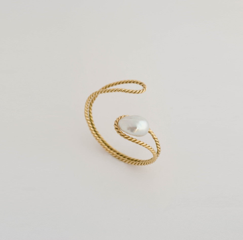 south-sea-baroque-pearl-gold-bracelet-8