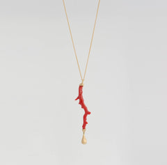 sardinian-coral-&-gold-pendant-&-chain